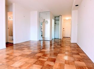 220-224 E 57th St, New York, NY 10022