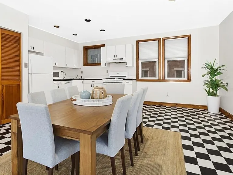 24 P St #1 — Photo 2