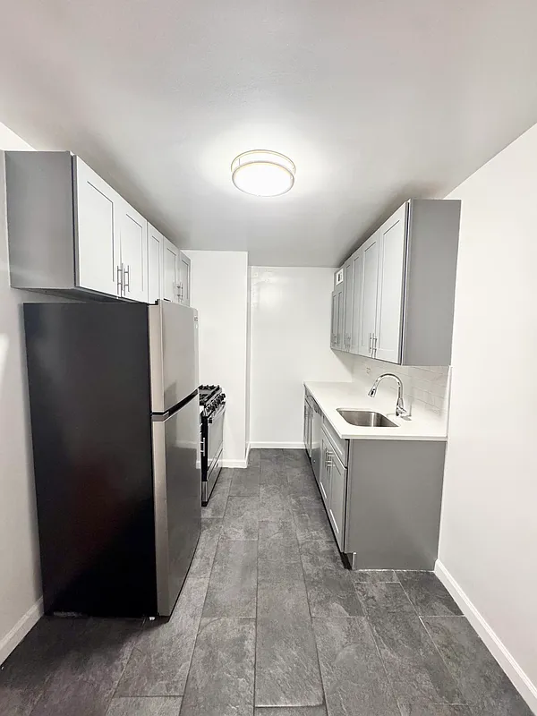 611 Banner Avenue 1Q