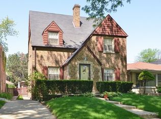5916 N Kilbourn Ave, Chicago, IL