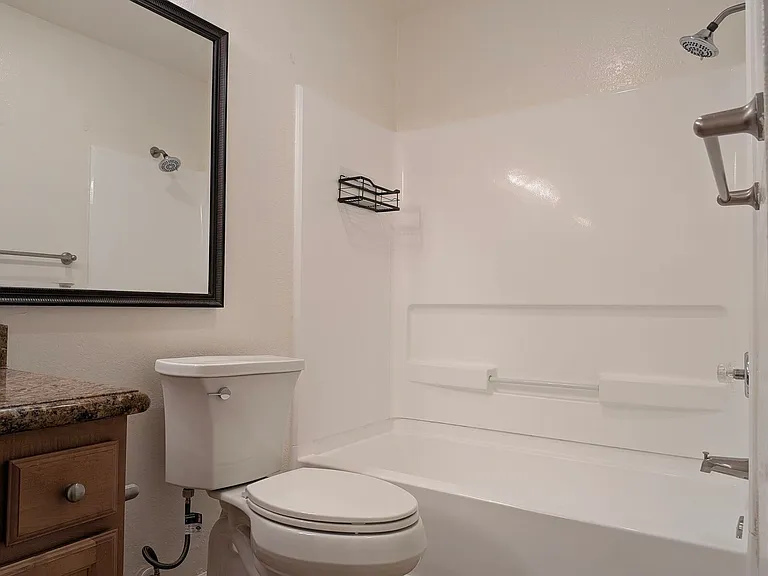 2250 Monroe St #137 — Photo 13
