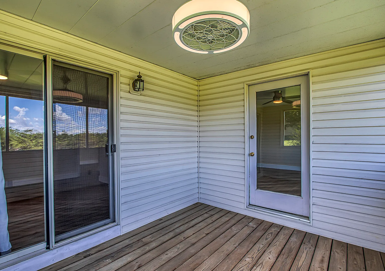 310 Dilegwa Way - 1 — Photo 4