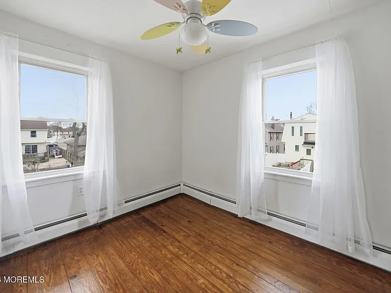 120 2nd St #BACK HOME — Photo 10