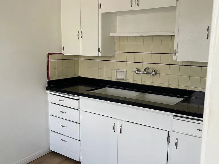 2300 W Ocean View Ave #3 — Photo 7