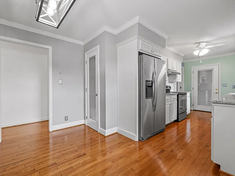3443 Shadowlawn Dr — Photo 11