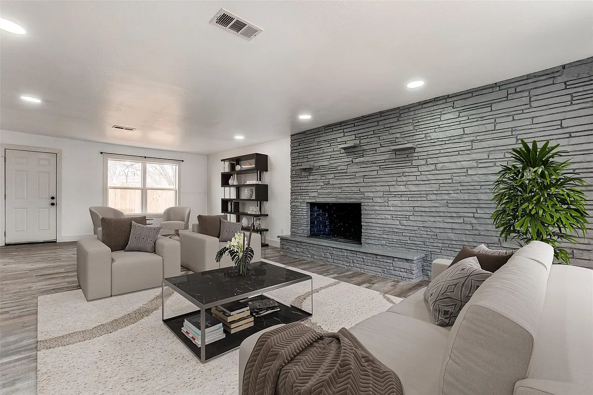 Building Photo - 4524 Harvey Dr