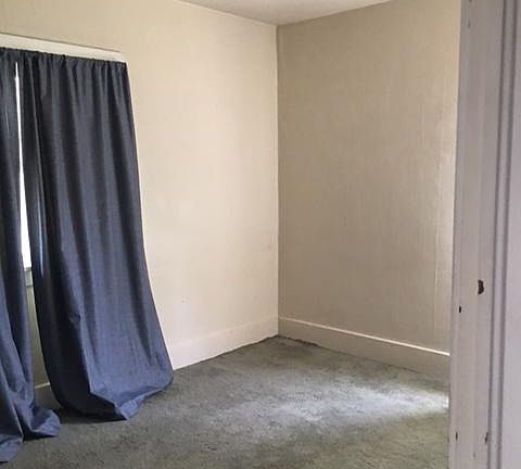 5th image of 516 11th Ave S