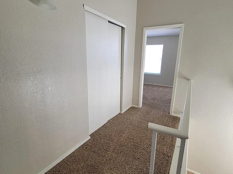 3200 Mountain Ridge Dr — Photo 27