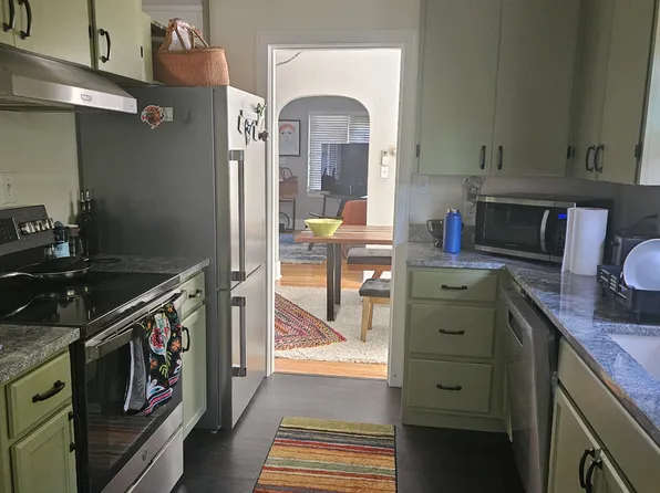 2125 Church St SE, Salem, OR 97302