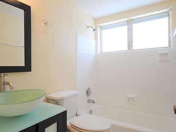 4th image of 7931 East Dr APT 105