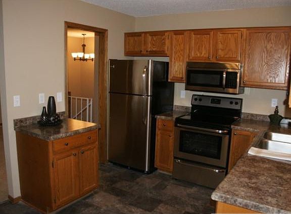 2nd image of 730 125th Ln NE
