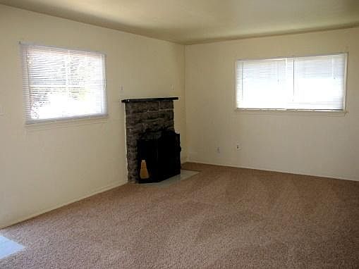 2nd image of 575 N 11th St