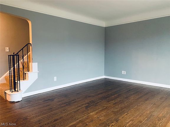 2nd image of 5026 E 114th St