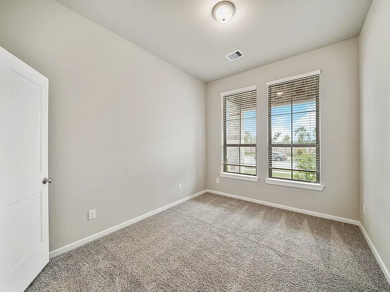 1547 Crystal Stream Dr — Photo 23
