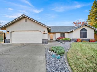 4446 Heather Ridge Ln, Redding, CA 96001