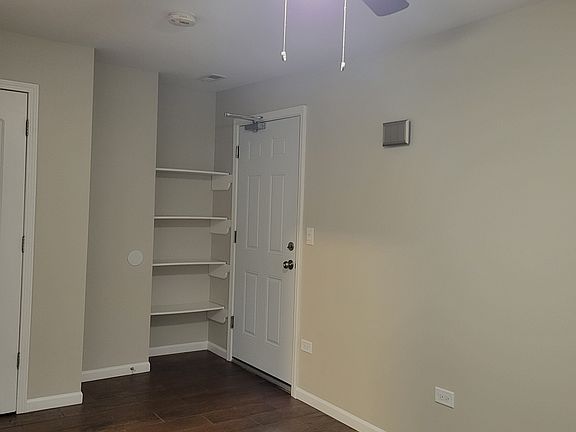 5th image of 721 Washington St #3