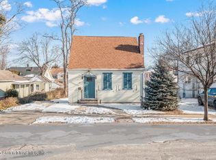 161 Beach Rd, Staten Island, NY 10312