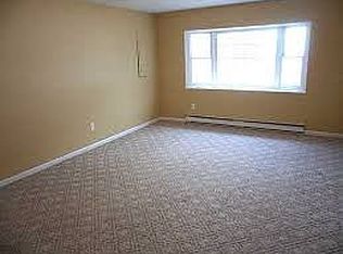 446 Franklin Rd, Coventry, RI 02816