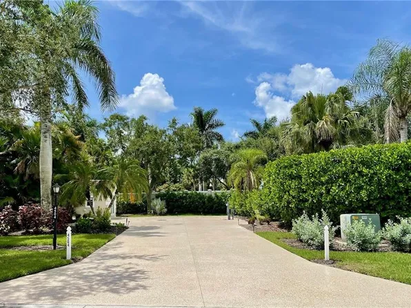 4504 Southern Breeze DR, NAPLES, FL 34114