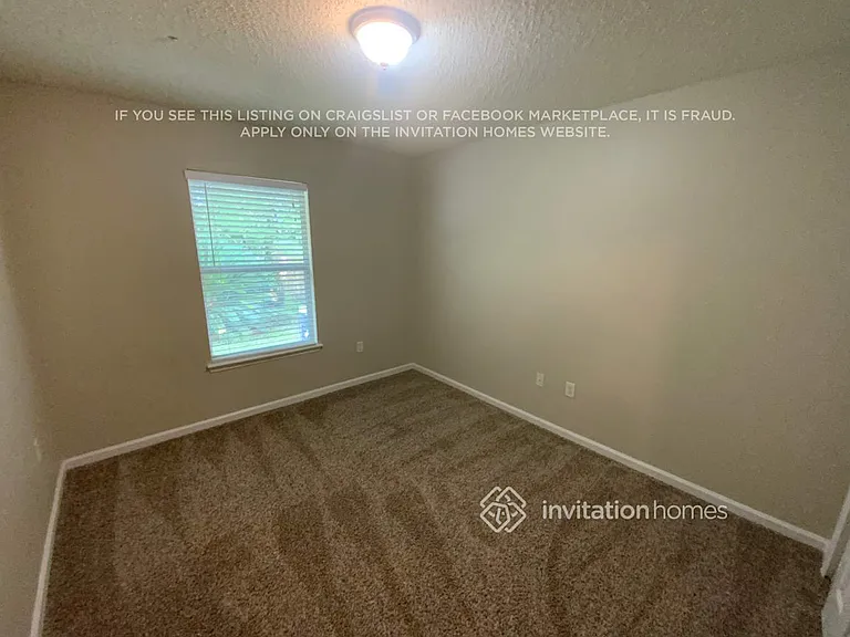 1807 Moss Creek Dr — Photo 7