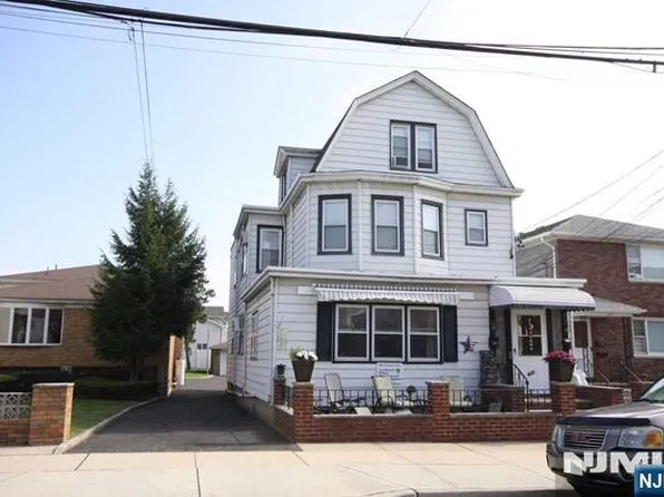 631 New Jersey Avenue, Lyndhurst, NJ 07071