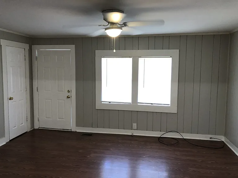 303 Bridge Ave — Photo 5
