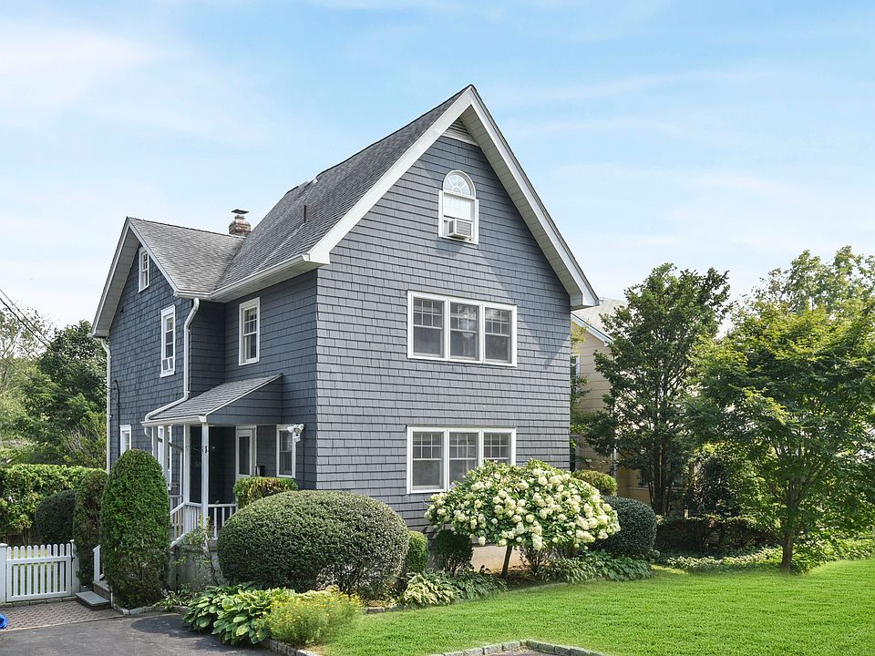 1st image of 58 Holly Pl