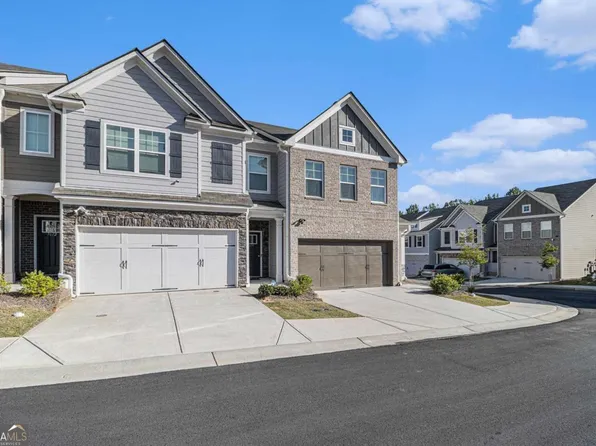 7676 Viking Rd, Fairburn, GA 30213