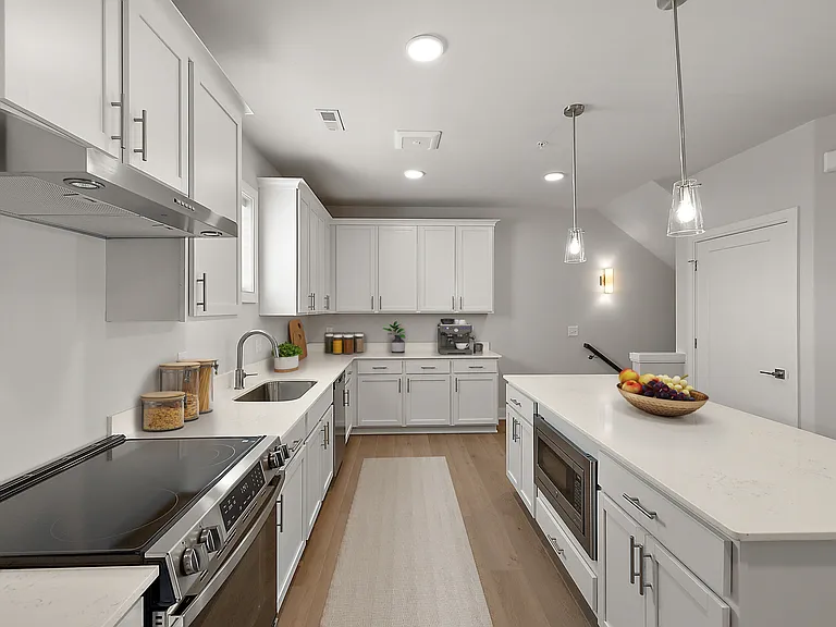Mystic Cove - Luxury Lakefront Living — Photo 29