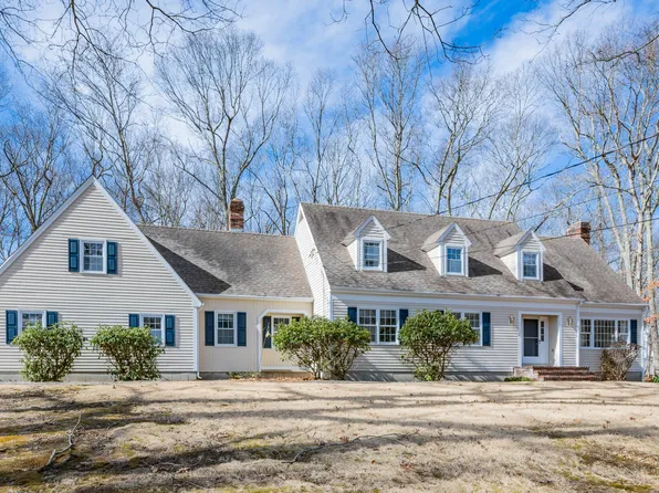 1 Holly Lane, Old Lyme, CT 06371