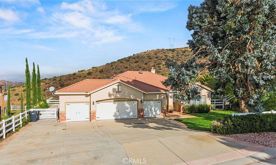 1st image of 34665 Desert Rd