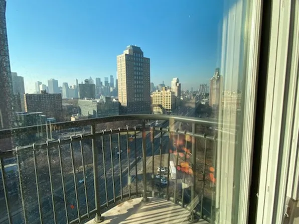 189 Bridge Street image 14 of 39