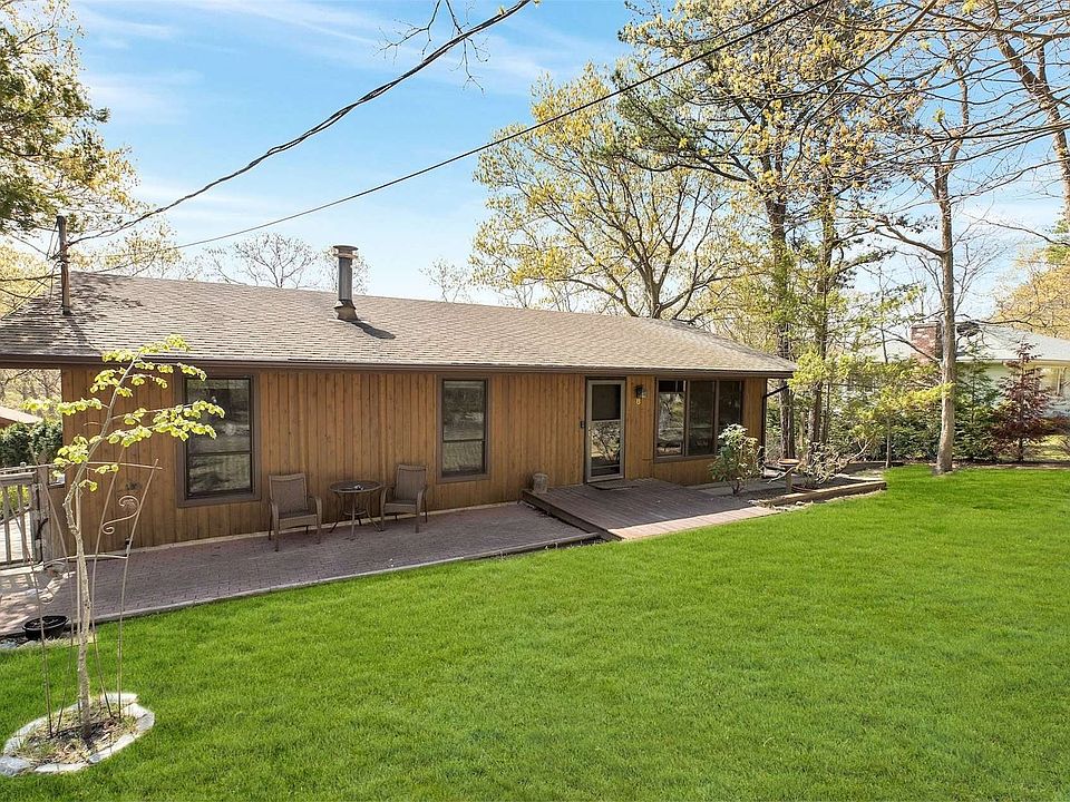 8 Kitchawan Lane, Hampton Bays, NY 11946 Zillow