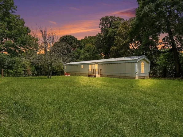 2351 Cherry Creek East Dr, Shepherd, TX 77371