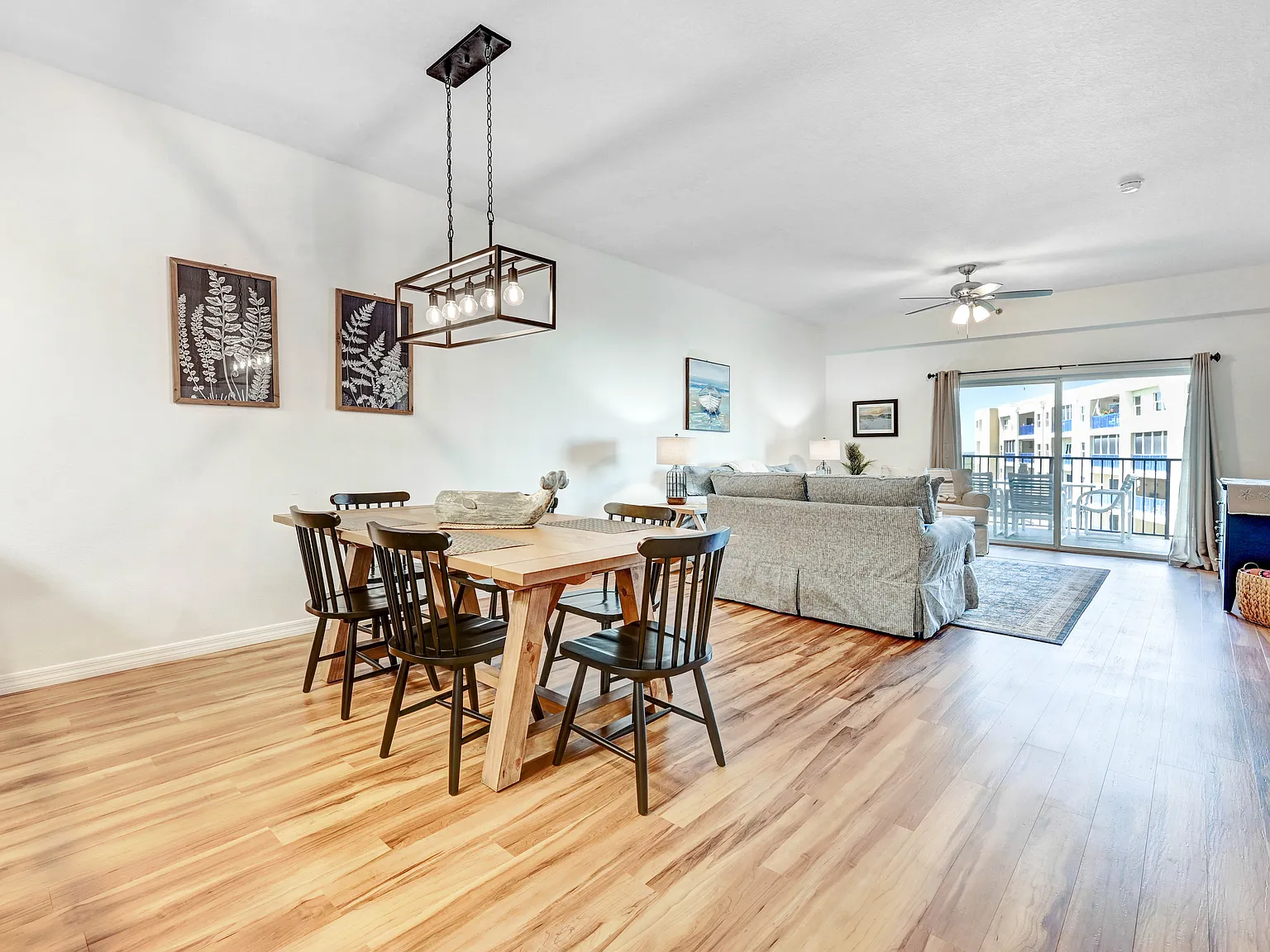 3 bed, 1698 sqft, $2,700 — Photo 3