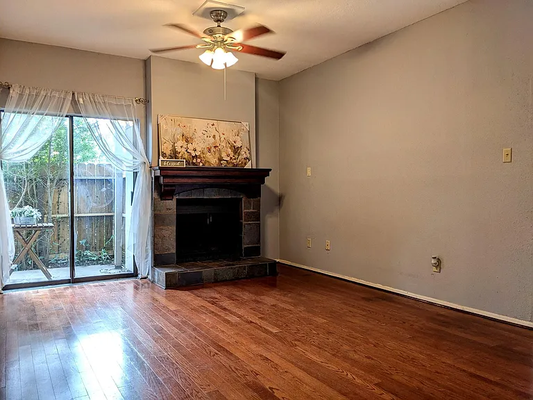 7950 N Stadium Dr #215 — Photo 1