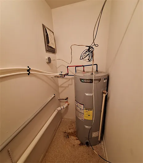 Charlotte Place Apartments — Photo 23