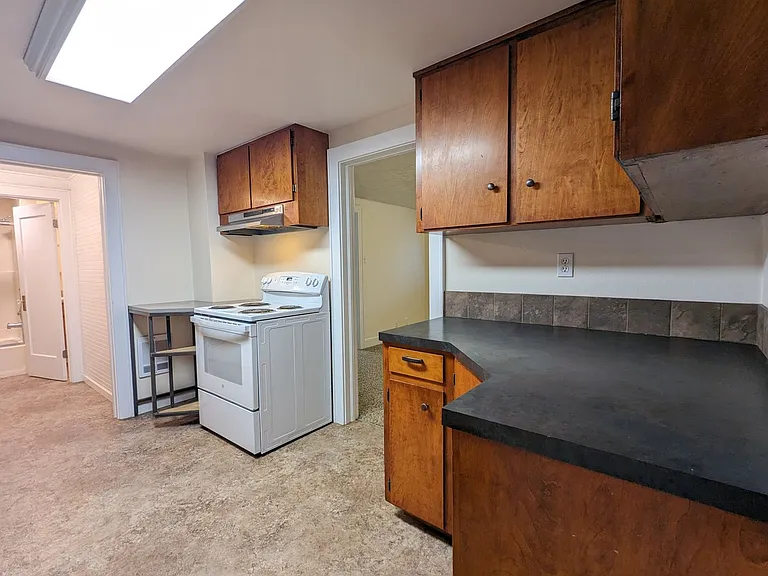 175 Ash St — Photo 11