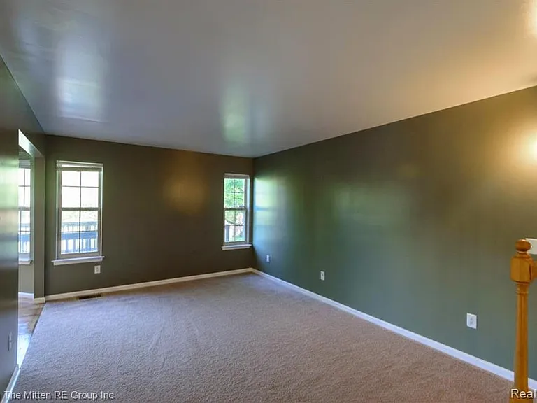 8691 Ironwood Dr — Photo 5