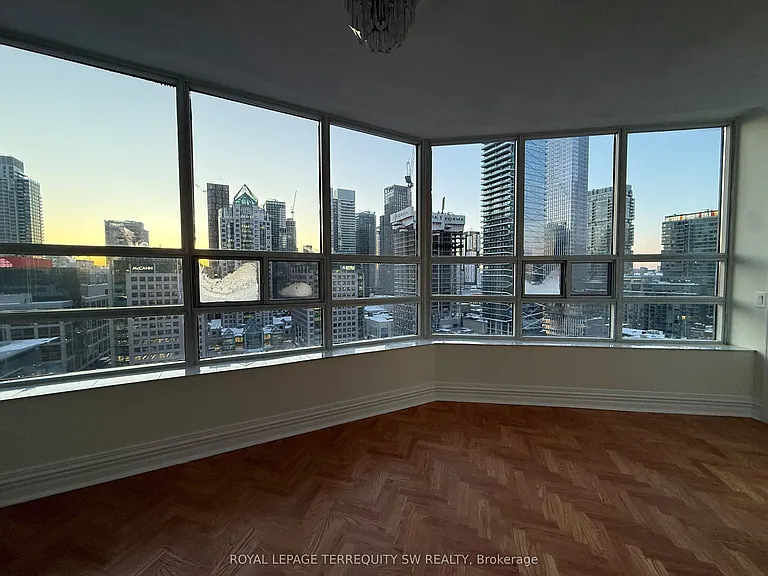 71 Simcoe St #2001 — Photo 15