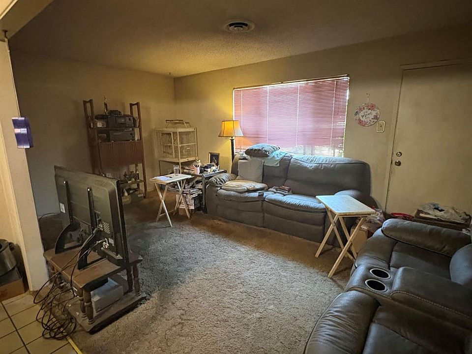 2nd image of 5032 Sky Pkwy