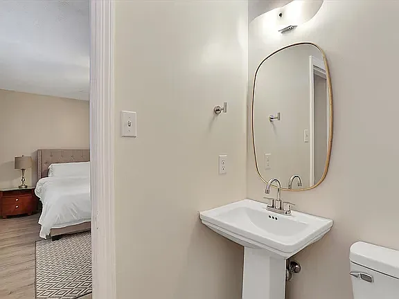 3 Berkeley Pl #3B — Photo 13