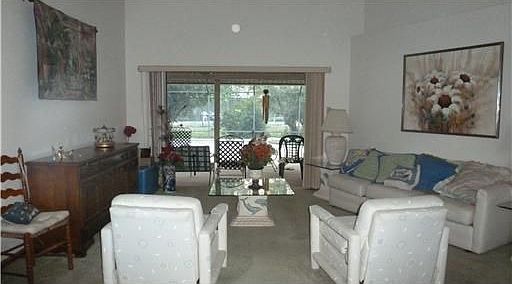 Home For Sale In Port saint lucie