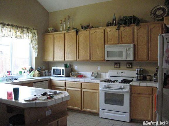 2nd image of 1474 Samantha Creek Dr
