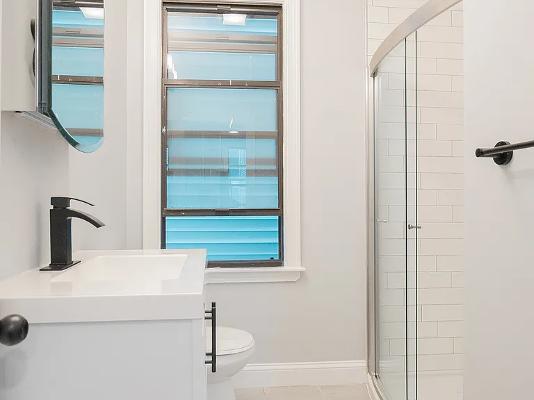 344 Saratoga St #2L — Photo 10