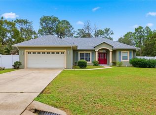 5638 W Paprika Loop, Homosassa, FL 34448
