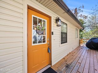 1305 Cove Pointe Rd, La Follette, TN 37766