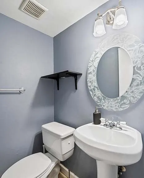 4735 Parkman Ct — Photo 15