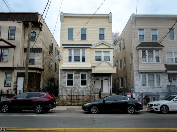 375 6th Ave W, Newark, NJ