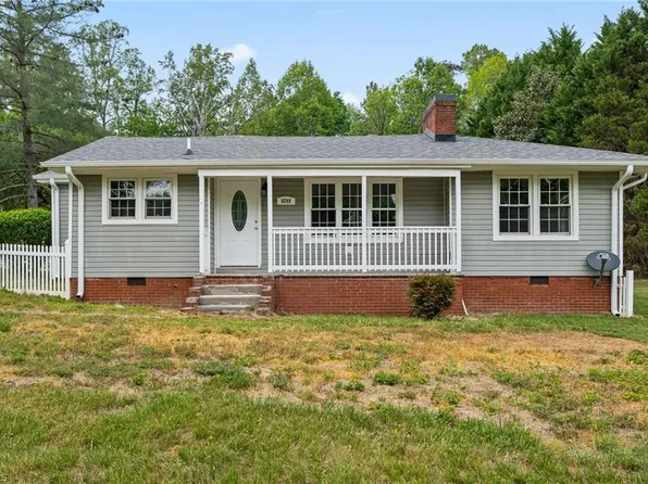 6248 Stanleyville Dr, Rural Hall, NC 27045